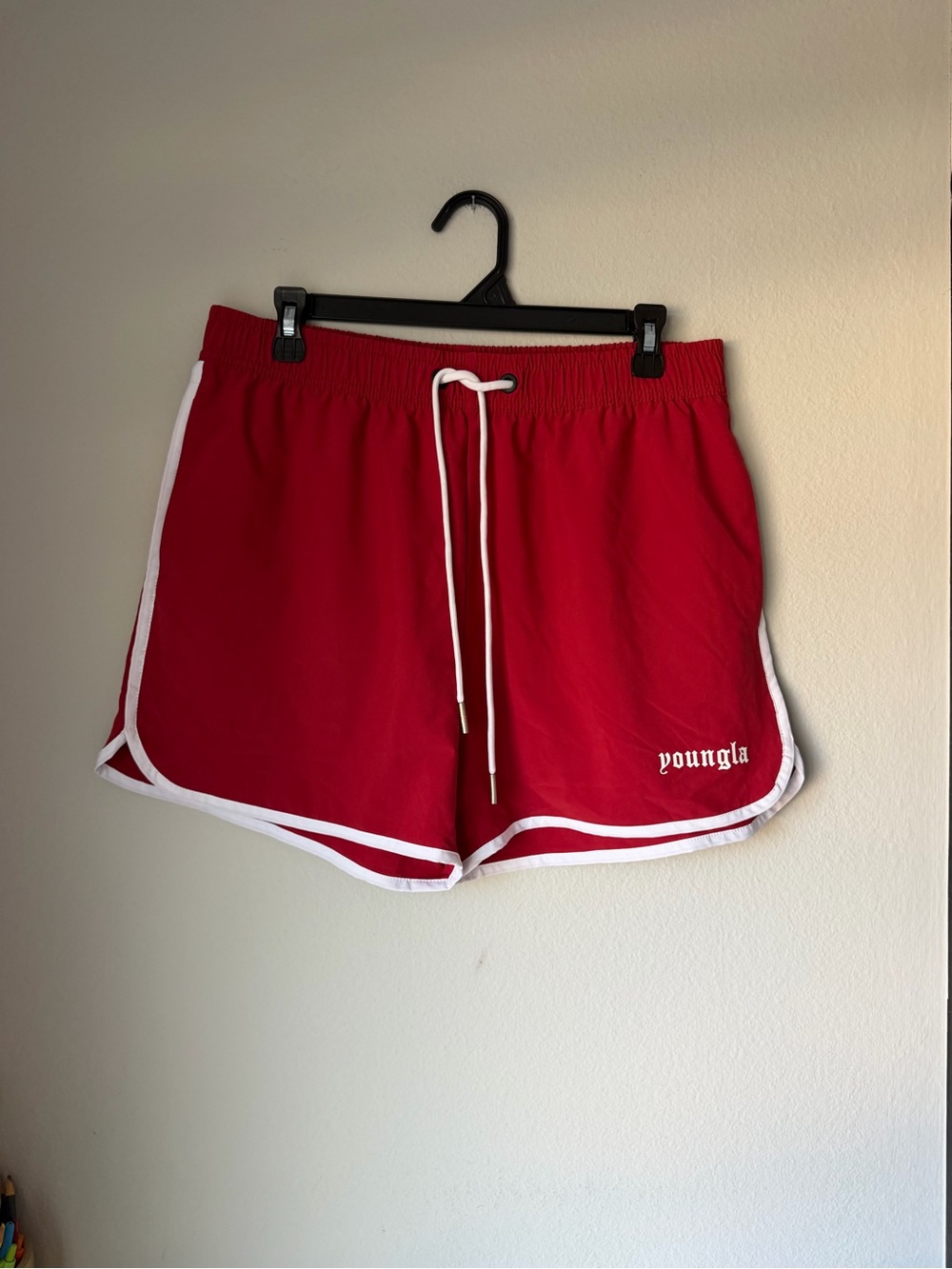 Youngla Red Contrast-Trim Athletic Shorts